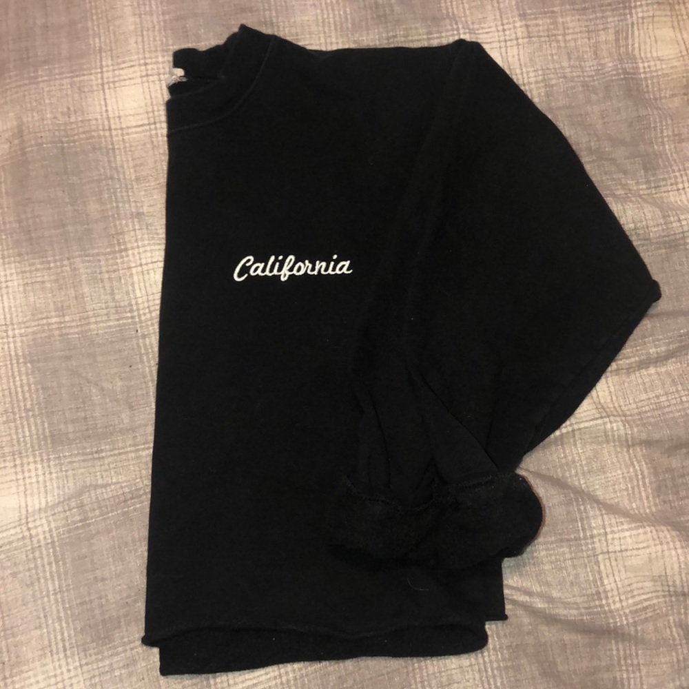 Black cropped Brandy crew neck